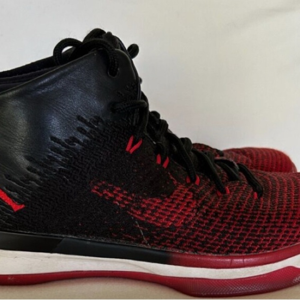 Nike Black and Red Performance Sneakers